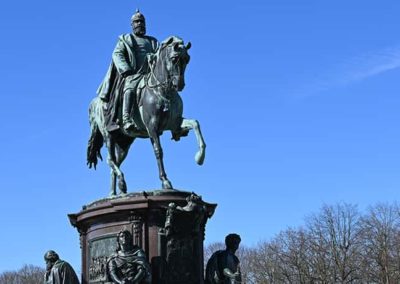 Reiterdenkmal Friedrich Franz II. Sehenswürdigkeiten Schwerin