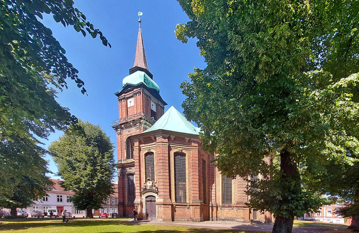 Sehenswürdigkeiten Schwerin Schelfkirche Schwerin